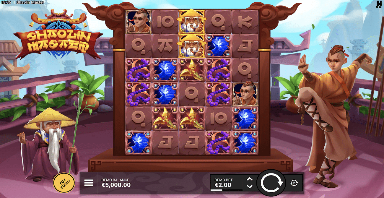 Grille 5x6 de Shaolin Master en jeu de base avec Chi Orbs multiplicateurs actifs sur plusieurs cases