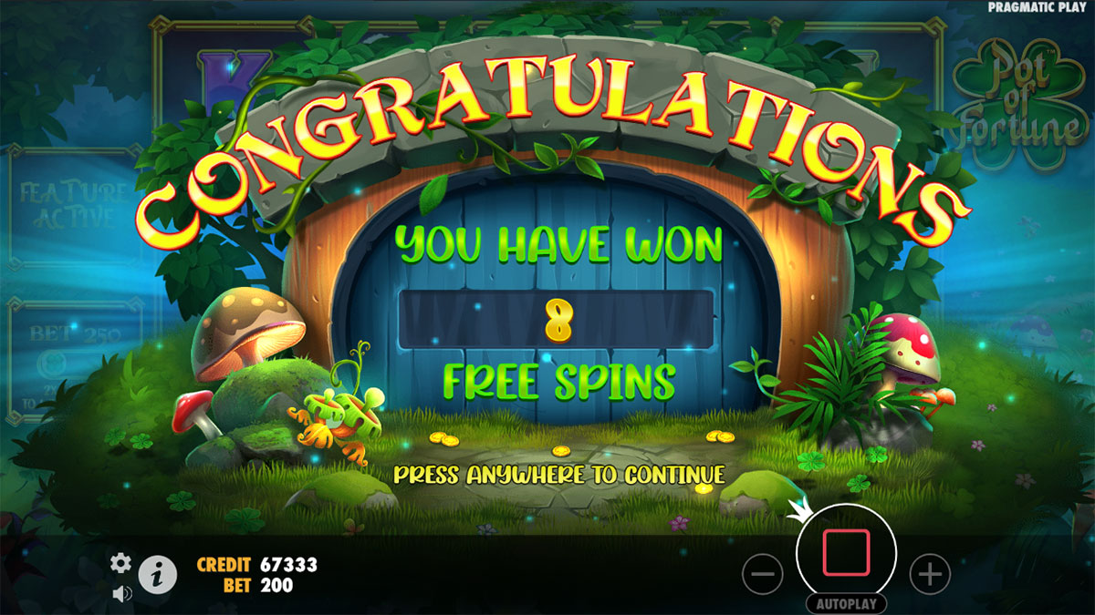 Écran de Free Spins de Pot of Fortune avec Sticky Wilds bloqués sur plusieurs positions de la grille 5x4
