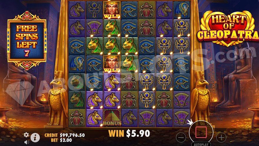 Écran de free spins de Heart of Cleopatra avec des Money Spots multiplicateurs actifs