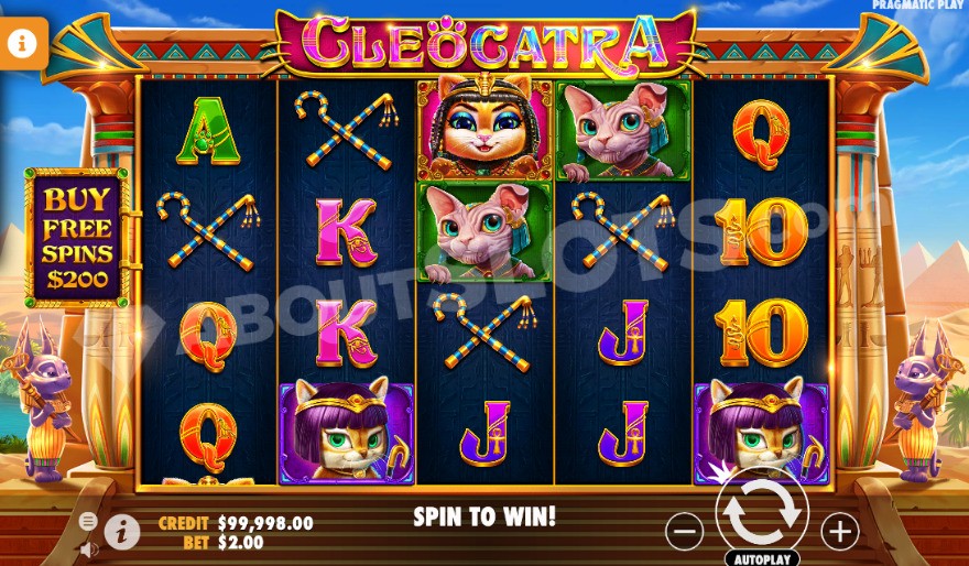 Grille 5x4 de Cleocatra en jeu de base avec les chats pharaons empilés et le bouton Buy Free Spins