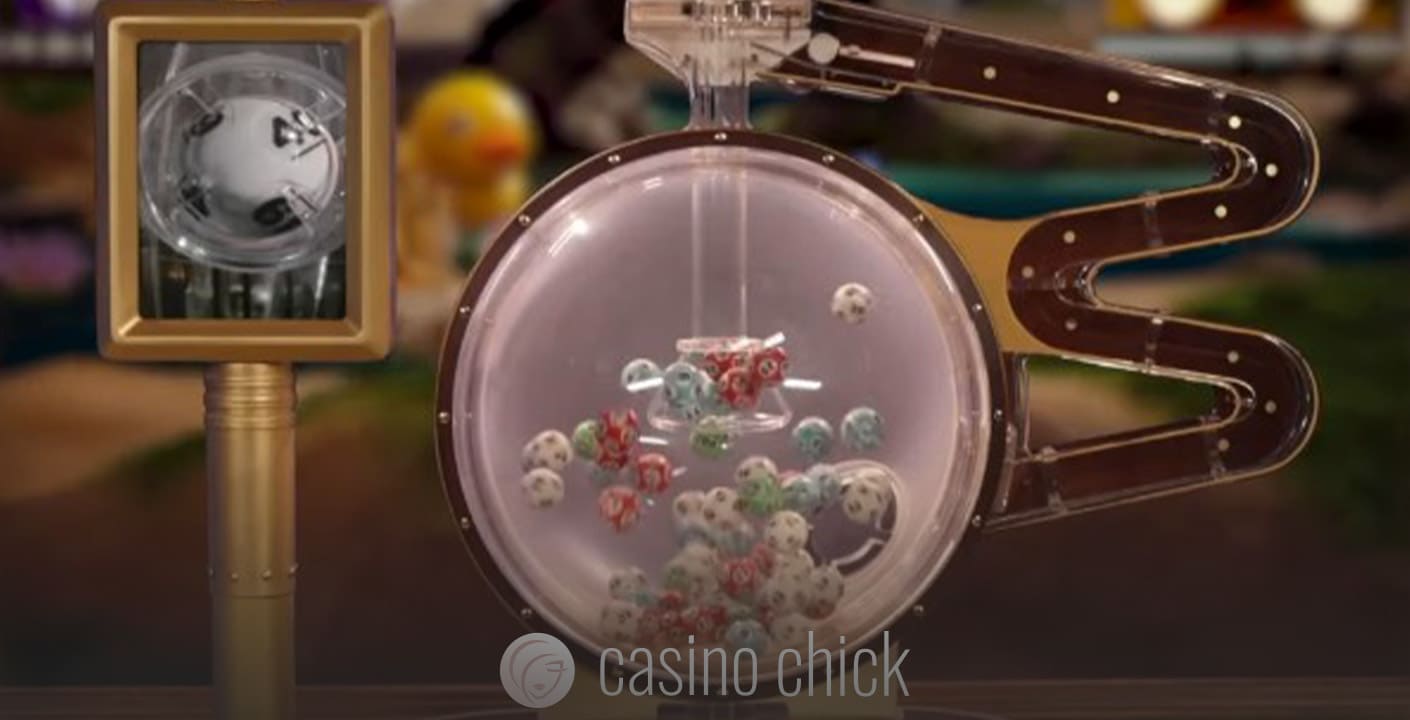 Grille de tirage de Monopoly Big Baller avec cartes Chance et Free Space affichées à l'écran