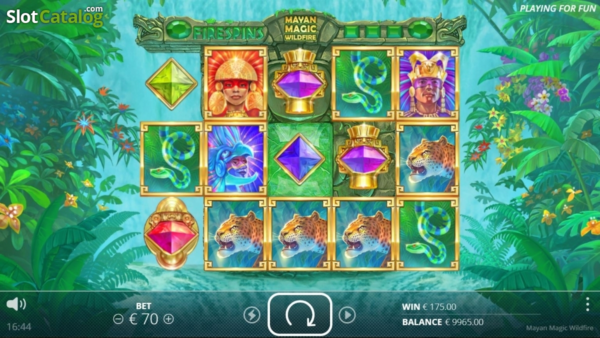 Écran de victoire sur Mayan Magic avec wilds empilés et multiplicateur de gain affiché