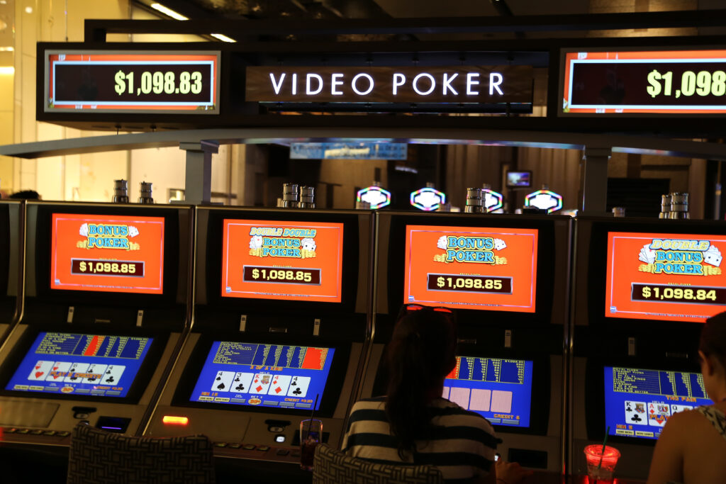 Stratégie vidéo poker : Jacks or Better et la conservation parfaite 2026