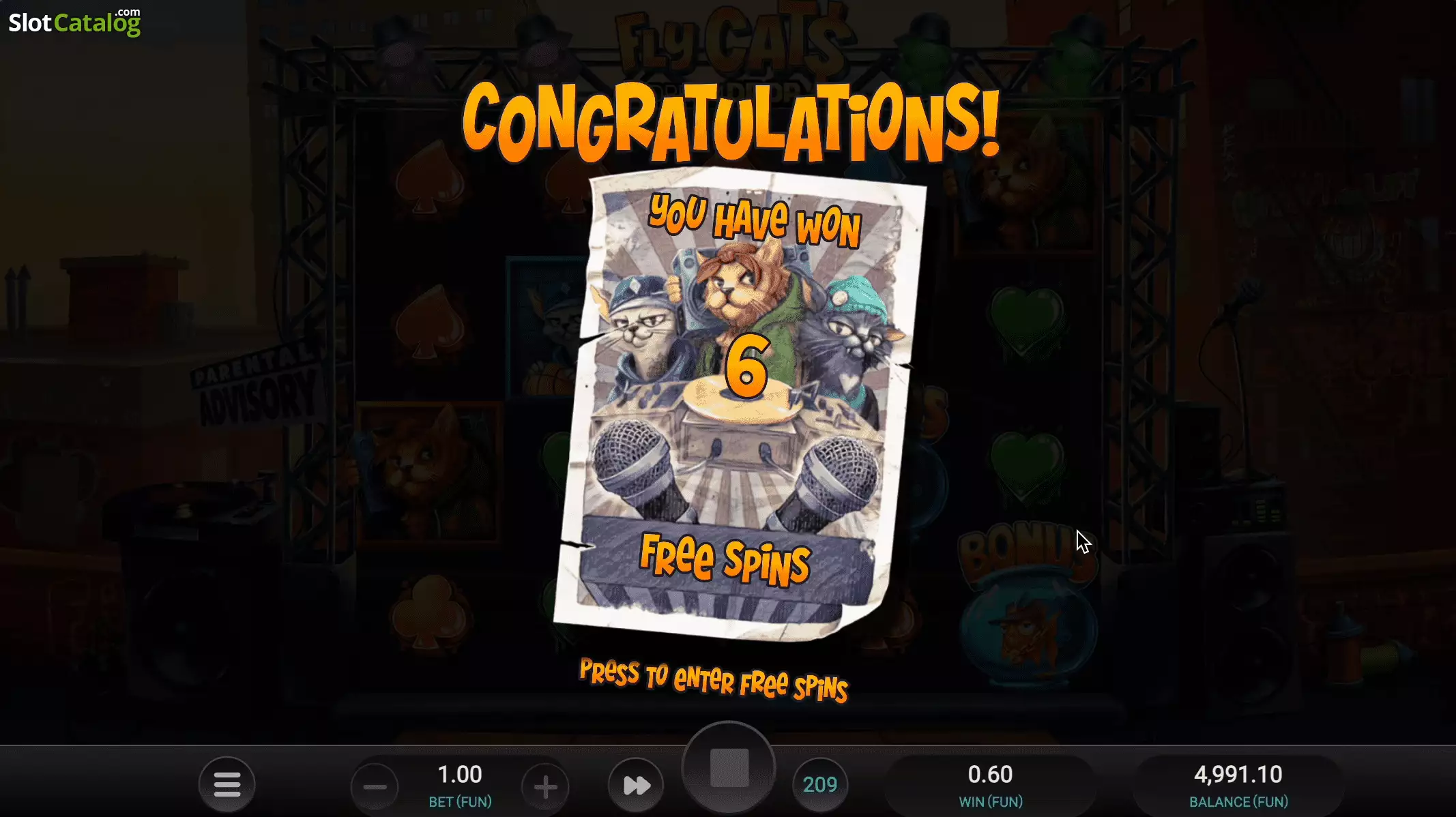 Écran de free spins de Fly Cats Dream Drop avec un wild collant et son multiplicateur affiché