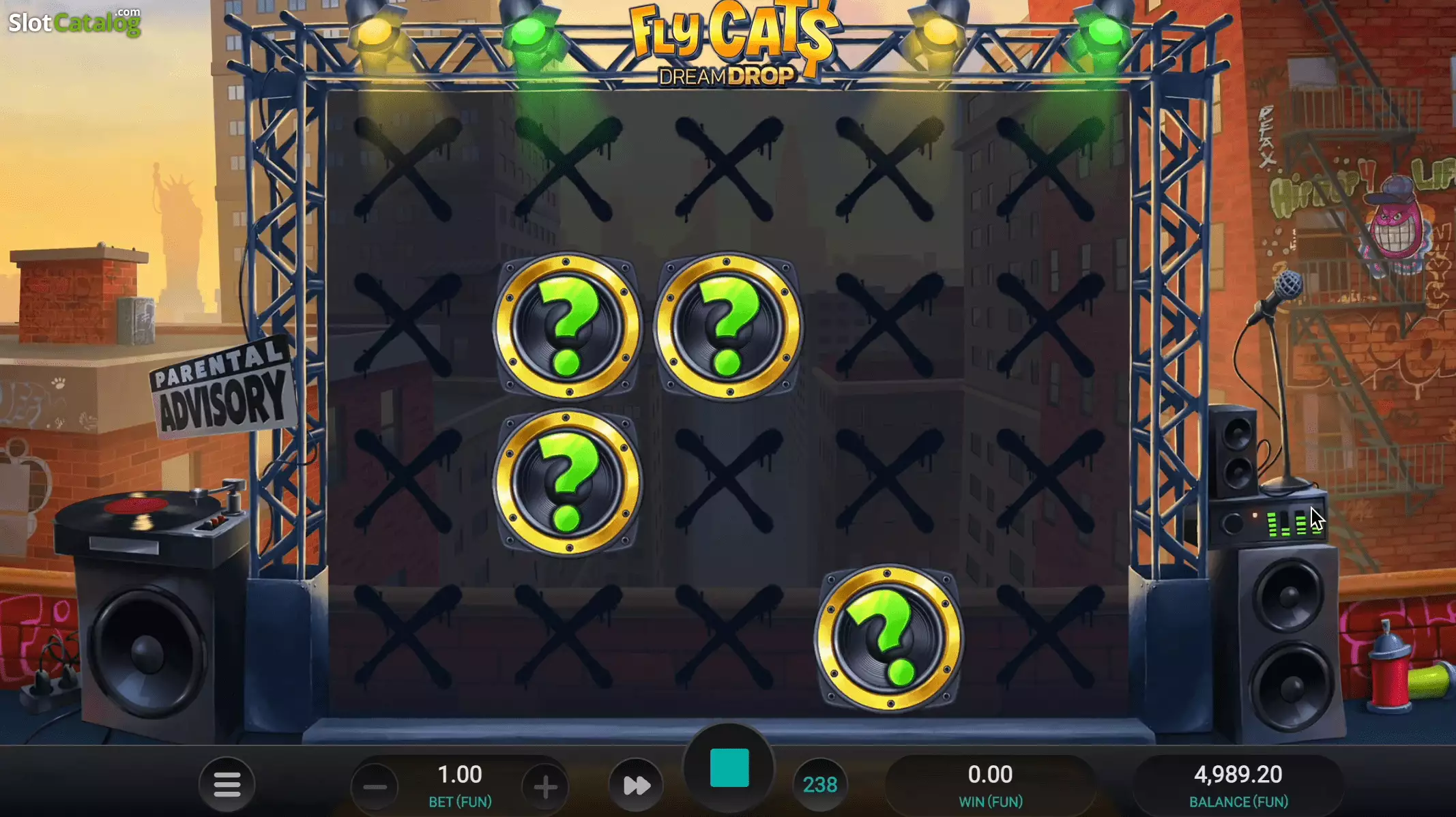 Fonction Mystery Respins de Fly Cats Dream Drop avec les symboles point d'interrogation collants
