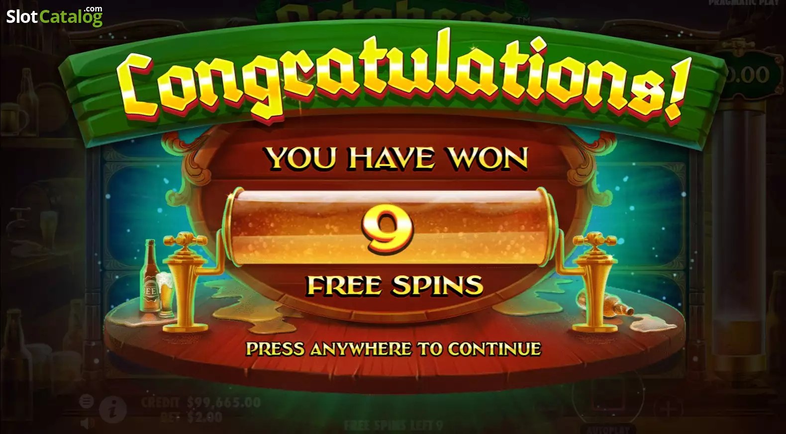 Écran des Free Spins d'Octobeer Fortunes avec la Beer Tower et le compteur de bière accumulée