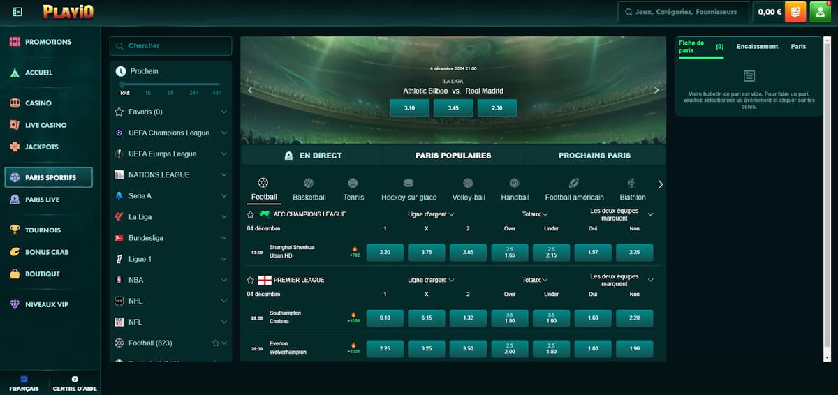 Interface des paris sportifs de Playio avec les rencontres en direct et les cotes affichées