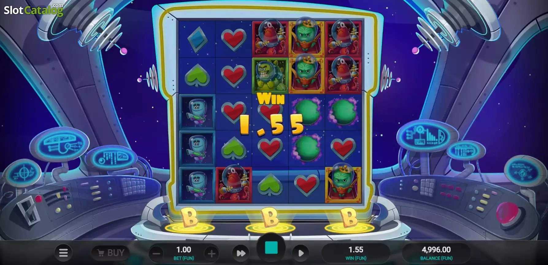 Écran de free spins de Space Attacks Dream Drop avec trois scatters B et un gain de 1,55