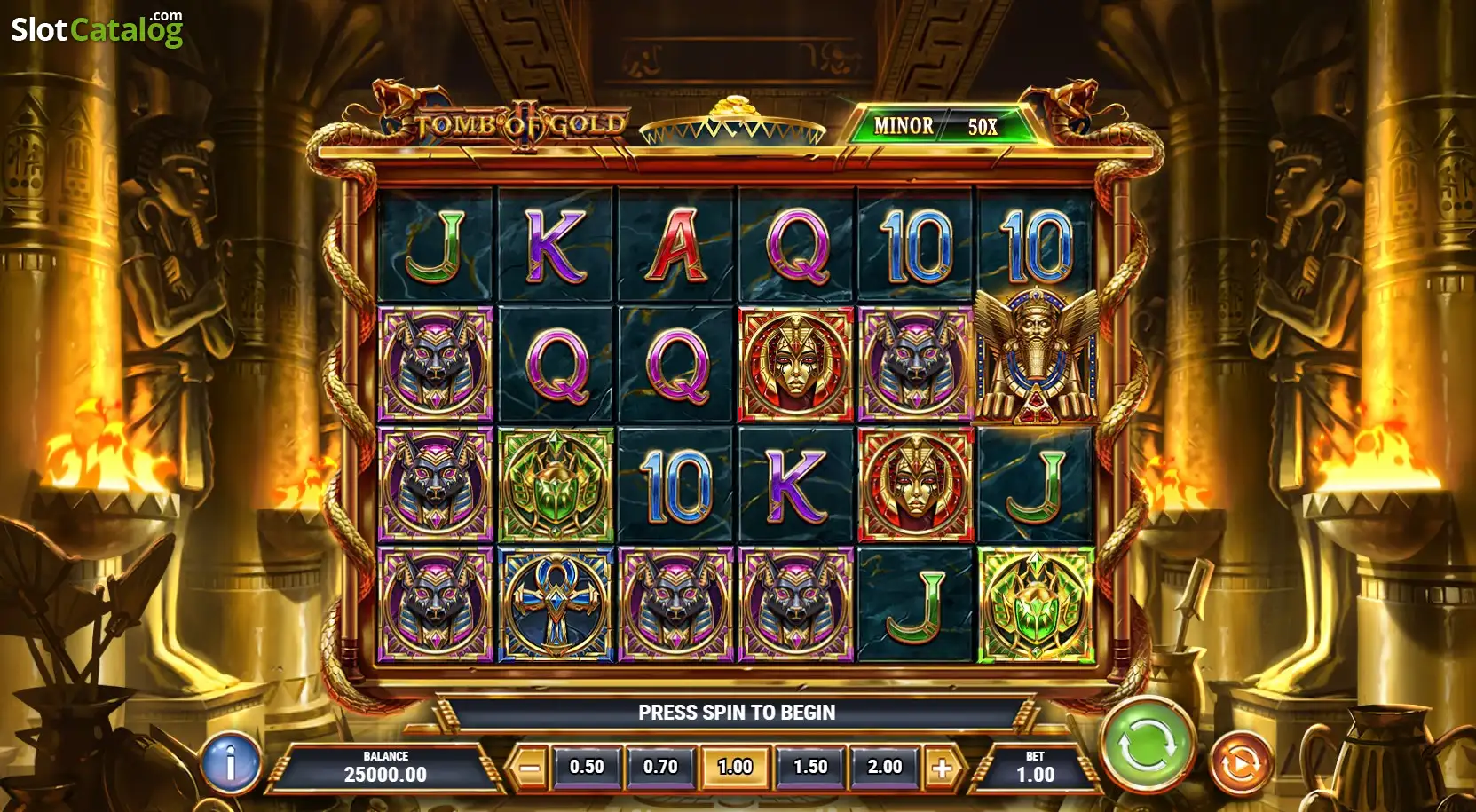 Grille 6x4 de Tomb of Gold II avec ses colonnes égyptiennes et symboles dorés en jeu